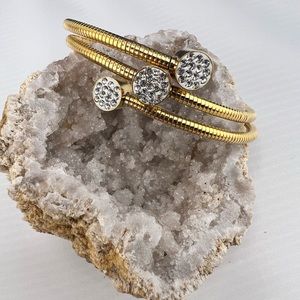 ✨ GOLD PLATED LAYERED BRACELET ✨